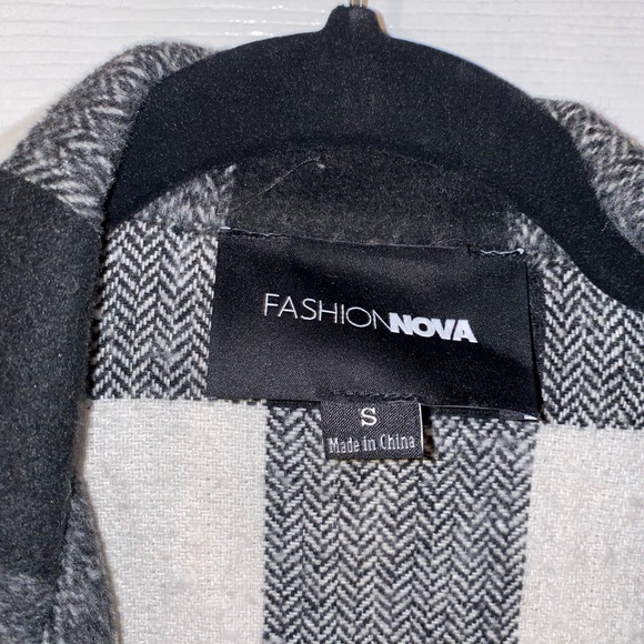 Black and white plaid jacket - Picture 4 of 4